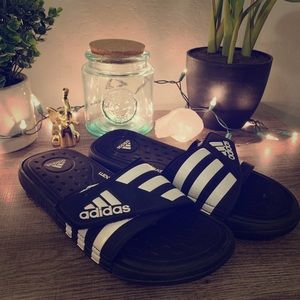 💚 Adidas Slides